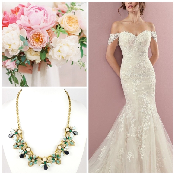 Banana Republic Jewelry - Banana Republic Statement Necklace